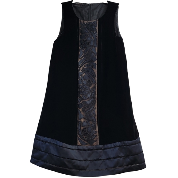 BCBG MaxAzria Silk Blend Mini Black Velvet Beaded Dress Women's Size 2 - Picture 1 of 11